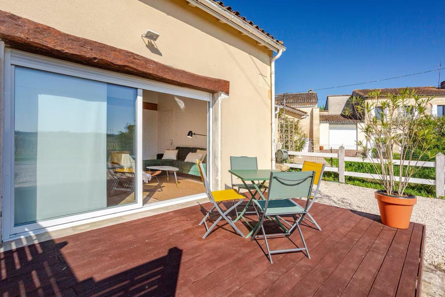 Guesthouse Les Maurins Saint-Sulpice-de-Faleyrens Ngoại thất bức ảnh