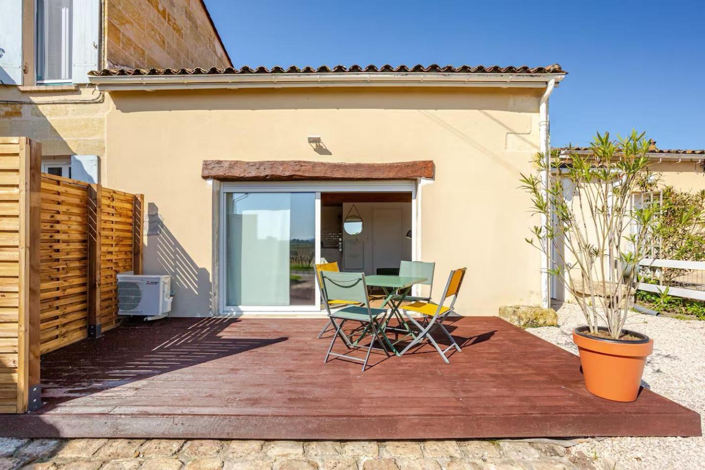 Guesthouse Les Maurins Saint-Sulpice-de-Faleyrens Ngoại thất bức ảnh