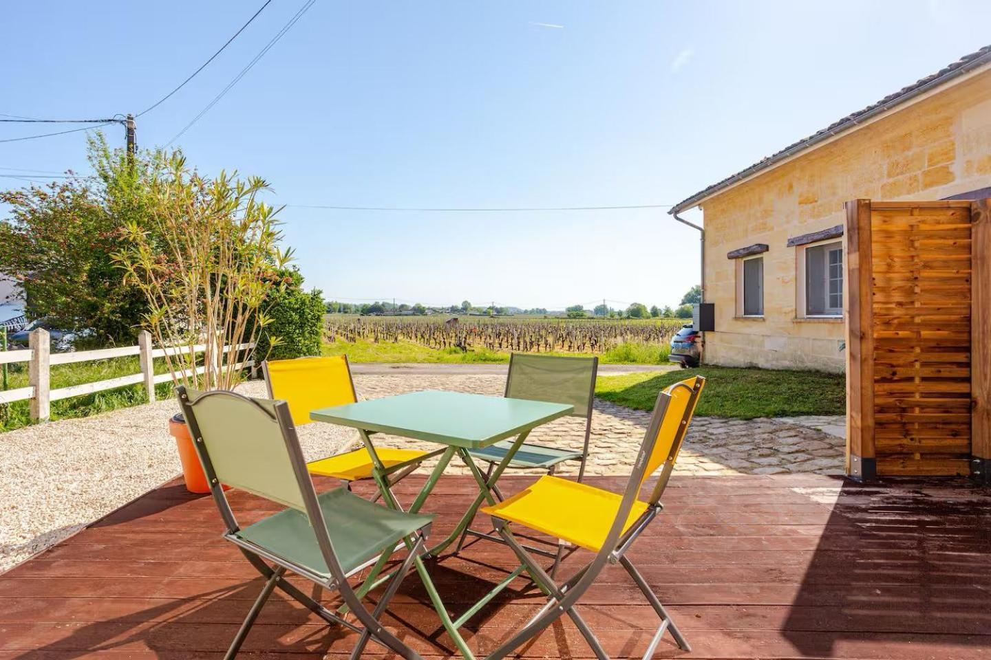 Guesthouse Les Maurins Saint-Sulpice-de-Faleyrens Ngoại thất bức ảnh