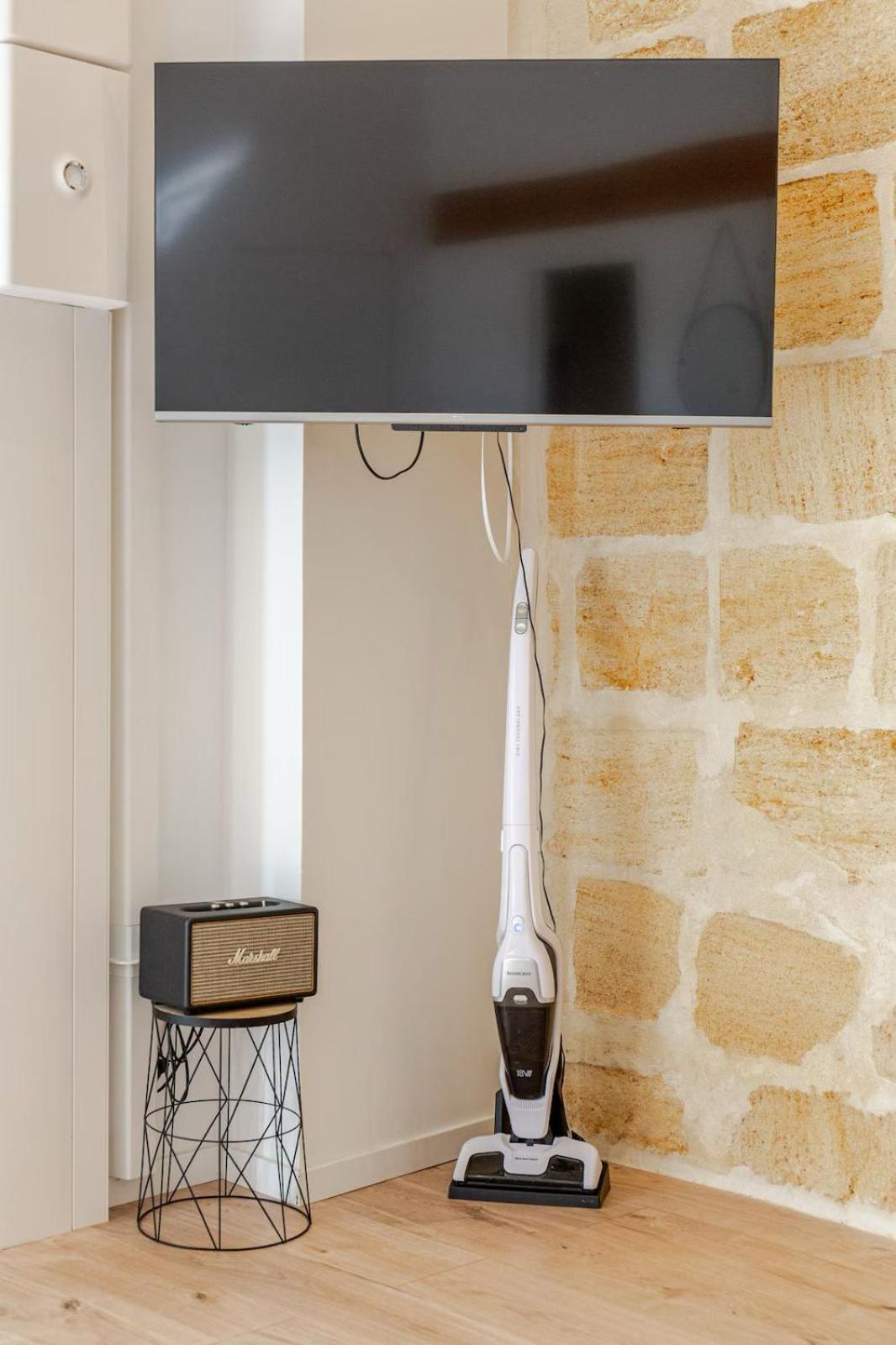 Guesthouse Les Maurins Saint-Sulpice-de-Faleyrens Ngoại thất bức ảnh